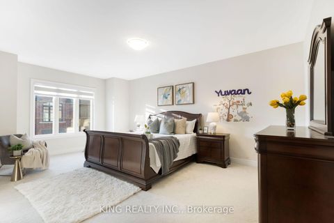 Photo 20 at 3419 Sixth Line, GO Glenorchy, Oakville