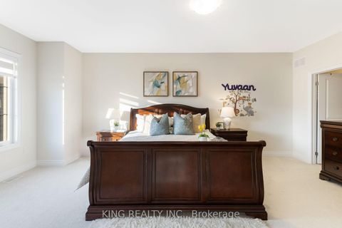 Photo 24 at 3419 Sixth Line, GO Glenorchy, Oakville