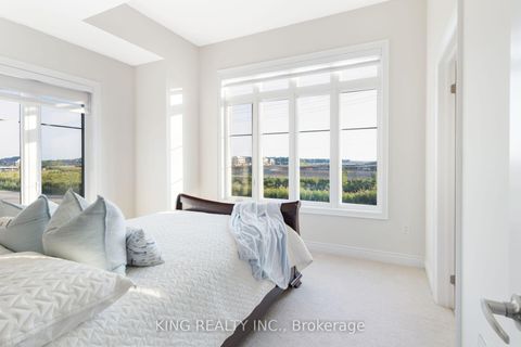Photo 27 at 3419 Sixth Line, GO Glenorchy, Oakville
