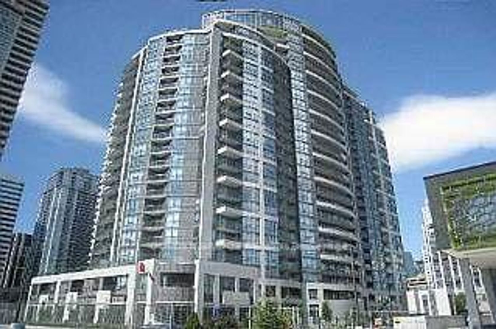 1909 - 35 Hollywood Avenue, Willowdale East, Toronto 