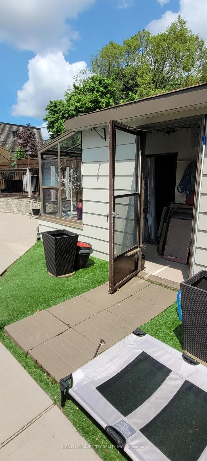 Photo 6 at 108 Brookland Drive, Avondale, Brampton