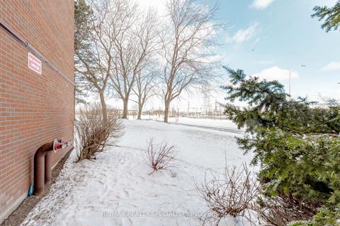 Photo 30 at 106 - 1 Four Winds Drive, York University Heights, Toronto