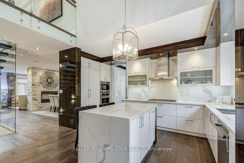 Photo 11 at 489 Willis Drive, WO West, Oakville