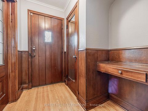 Photo 3 at 2 Esgore Drive, Nortown, Toronto