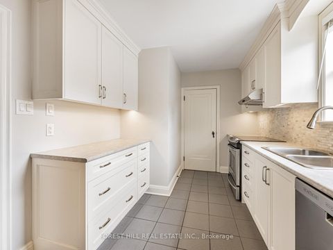 Photo 14 at 2 Esgore Drive, Nortown, Toronto