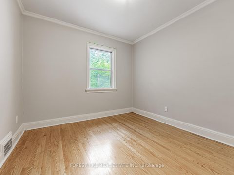 Photo 18 at 2 Esgore Drive, Nortown, Toronto