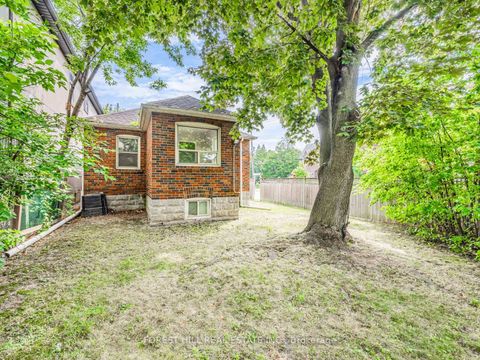Photo 24 at 2 Esgore Drive, Nortown, Toronto