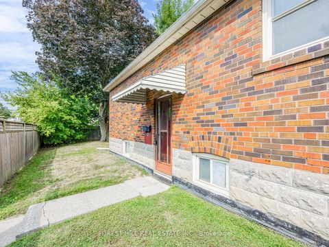 Photo 25 at 2 Esgore Drive, Nortown, Toronto