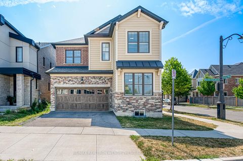 Photo 2 at 3209 Daisy Way, GO Glenorchy, Oakville