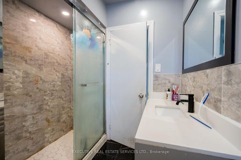 Photo 21 at 32 Brimorton Drive, Bendale, Toronto