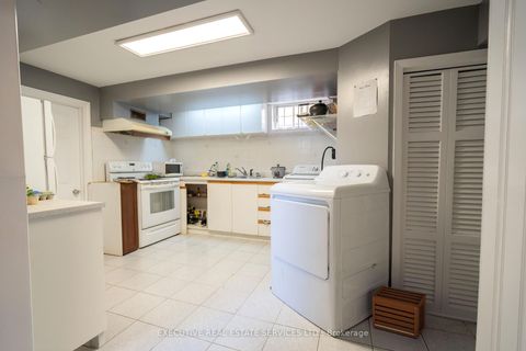 Photo 25 at 32 Brimorton Drive, Bendale, Toronto