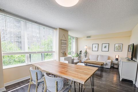 Photo 6 at 605 - 238 Doris Avenue, Willowdale East, Toronto