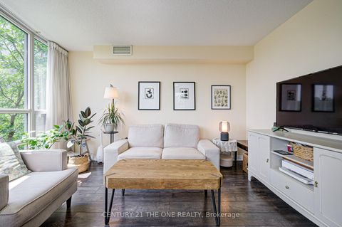 Photo 8 at 605 - 238 Doris Avenue, Willowdale East, Toronto