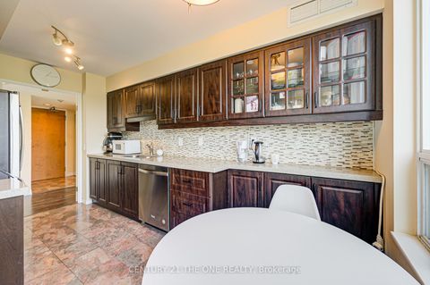 Photo 20 at 605 - 238 Doris Avenue, Willowdale East, Toronto