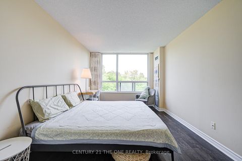 Photo 24 at 605 - 238 Doris Avenue, Willowdale East, Toronto