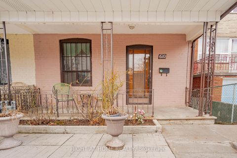 Photo 2 at 610 Lauder Avenue, Oakwood Village, Toronto
