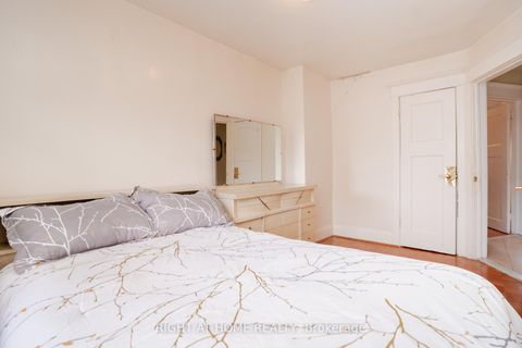 Photo 19 at 610 Lauder Avenue, Oakwood Village, Toronto