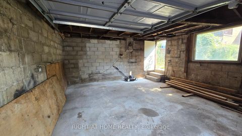 Photo 36 at 610 Lauder Avenue, Oakwood Village, Toronto