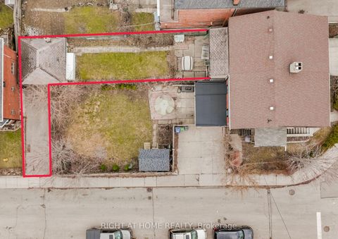 Photo 40 at 610 Lauder Avenue, Oakwood Village, Toronto