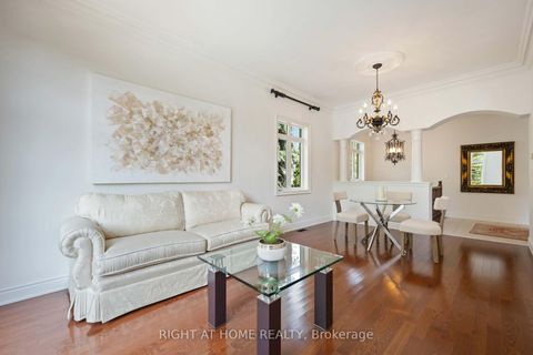 Photo 9 at 6 Sachet Drive, Oak Ridges Lake Wilcox, Richmond Hill