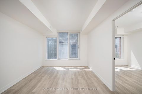 Photo 11 at 507 - 2 Augusta Avenue, Waterfront Communities C1, Toronto
