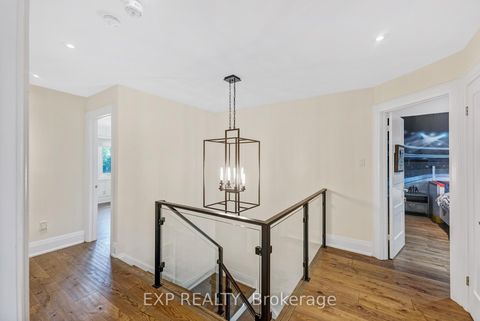 Photo 26 at 17 Chamberlain Court, Nobleton, King