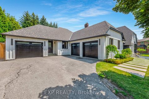 Photo 36 at 17 Chamberlain Court, Nobleton, King