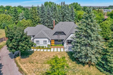 Photo 1 at 17 Chamberlain Court, Nobleton, King