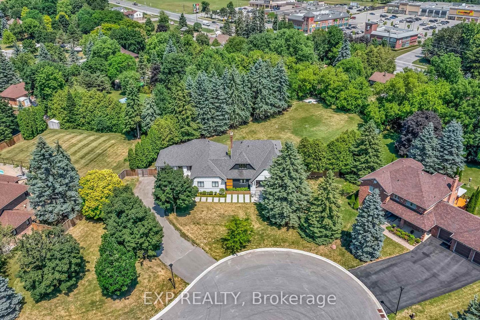 17 Chamberlain Court, Nobleton, King 