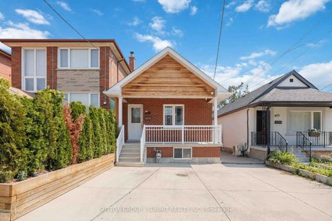 Photo 0 at 405 GILBERT Avenue, Fairbank, Toronto