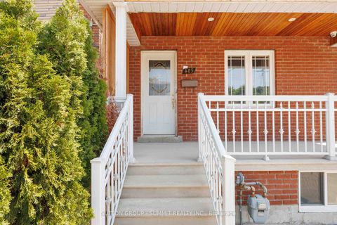 Photo 1 at 405 GILBERT Avenue, Fairbank, Toronto