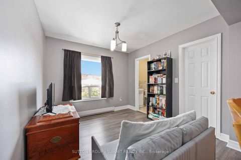 Photo 4 at 405 GILBERT Avenue, Fairbank, Toronto