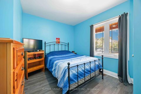 Photo 11 at 405 GILBERT Avenue, Fairbank, Toronto