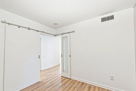 Photo 11 at 914 - 75 Dalhousie Street, Yonge Corridor, Toronto