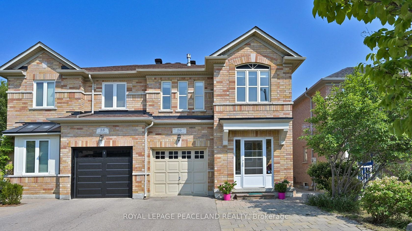 16 Lealinds Road, Patterson, Vaughan 