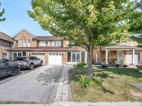 Photo 1 at 9 Bobcat Terrace, Rouge E11, Toronto