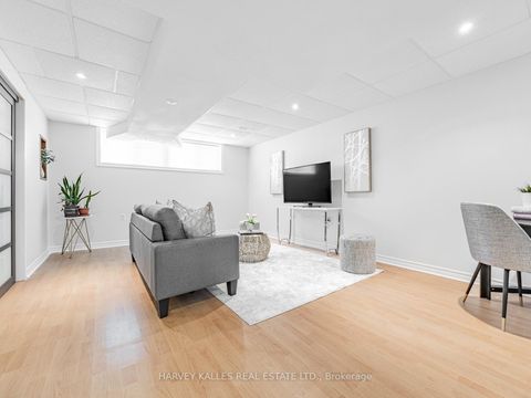 Photo 25 at 9 Bobcat Terrace, Rouge E11, Toronto