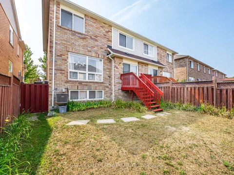 Photo 31 at 9 Bobcat Terrace, Rouge E11, Toronto