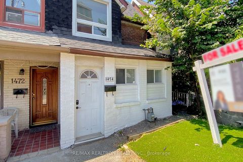 Photo 1 at 1474 Dufferin Street, Junction, Toronto
