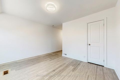 Photo 11 at 1474 Dufferin Street, Junction, Toronto