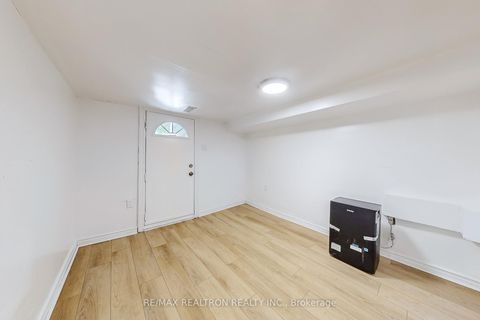 Photo 21 at 1474 Dufferin Street, Junction, Toronto