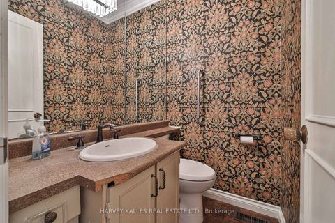 Photo 8 at 38 Fifeshire Road, Windfields, Toronto