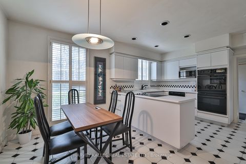 Photo 17 at 38 Fifeshire Road, Windfields, Toronto