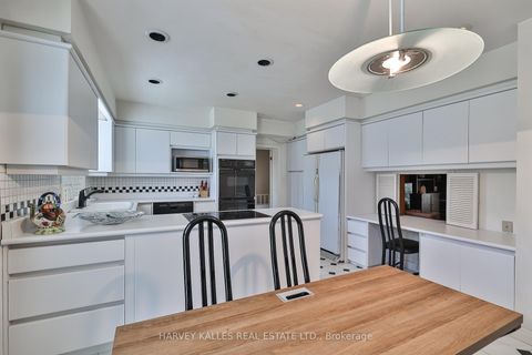 Photo 20 at 38 Fifeshire Road, Windfields, Toronto