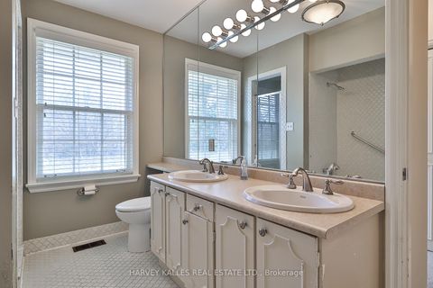 Photo 29 at 38 Fifeshire Road, Windfields, Toronto