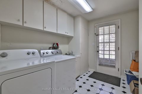 Photo 44 at 38 Fifeshire Road, Windfields, Toronto