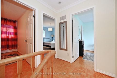 Photo 18 at 348 Brownridge Drive, Brownridge, Vaughan