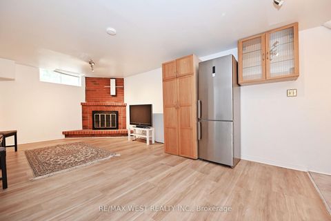 Photo 24 at 348 Brownridge Drive, Brownridge, Vaughan