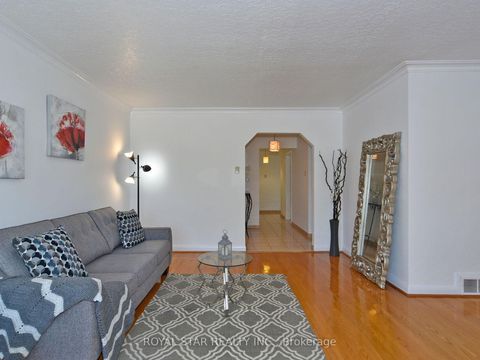 Photo 6 at 25 Diana Drive, CFB, Toronto