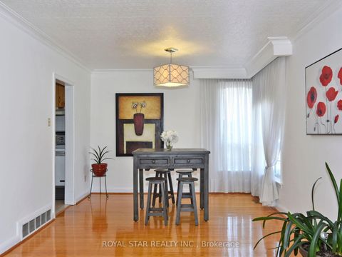 Photo 10 at 25 Diana Drive, CFB, Toronto